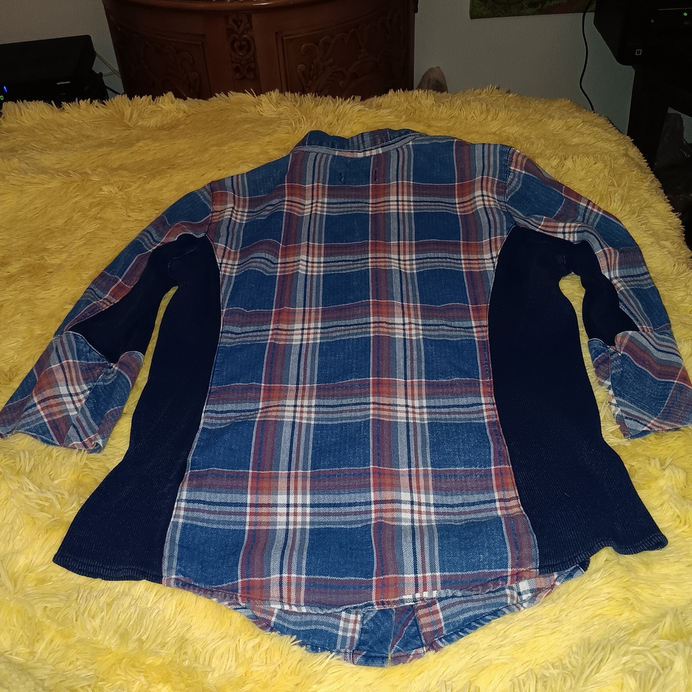 Ci Sono Blue & Red Plaid Button-Down Shirt w/ Navy Stetchy Slimming Panels L - Picture 3 of 10